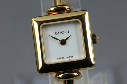 Gucci 1900L 20mm Womens Quartz Watch Gold White Dial [Near MINT w/ Case]