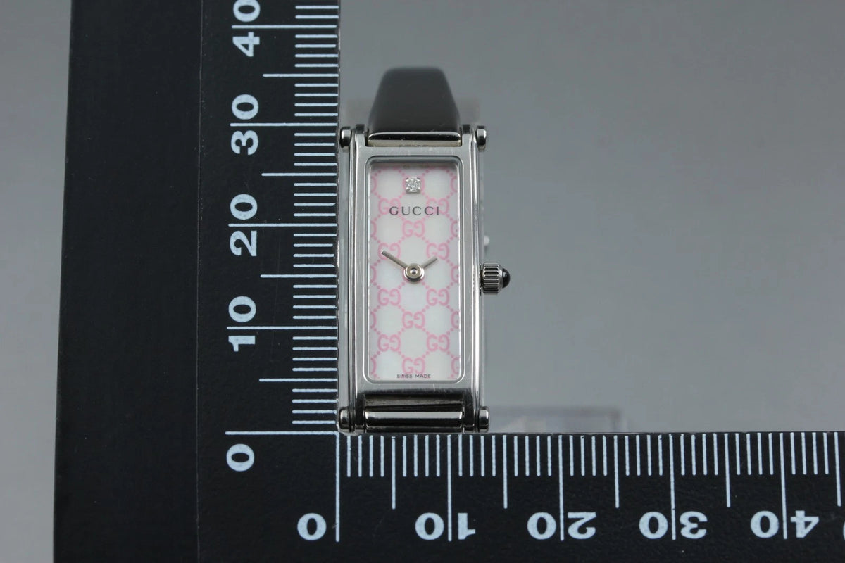 GUCCI 1500L Womens Quartz Watch Silver 1P Diamond Shell Pink Dial [Near MINT]