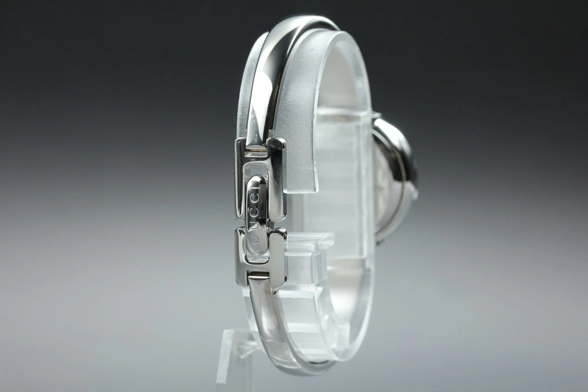 Gucci 1400L Womens Quartz Watch Silver 25mm Shell Dial [Near MINT w/ Case]